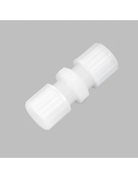Racor PVDF recto T-T