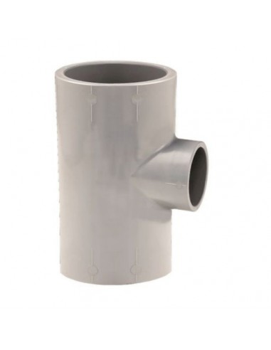 TE a 90º PVC-C reducida encolar