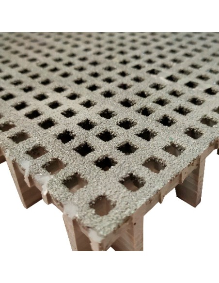 Tramex PRFV graneado malla 8 x 8